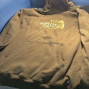 North face hoodie never worn